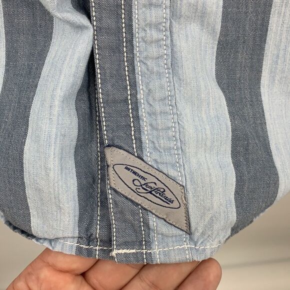 Levi’s Vintage Denim Button Up Striped Shirt XL - Picture 3 of 7